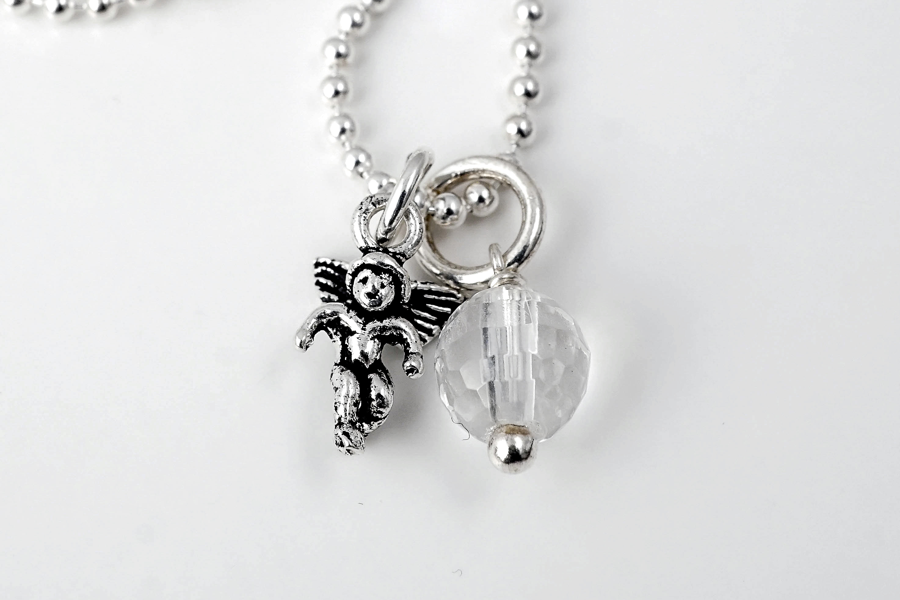 Månadssten set-04, april 6mm fas. bergkristall , 42cm kulkedja, 925-silver