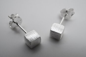 Frosted 4 mm cube earrings, 925 silver