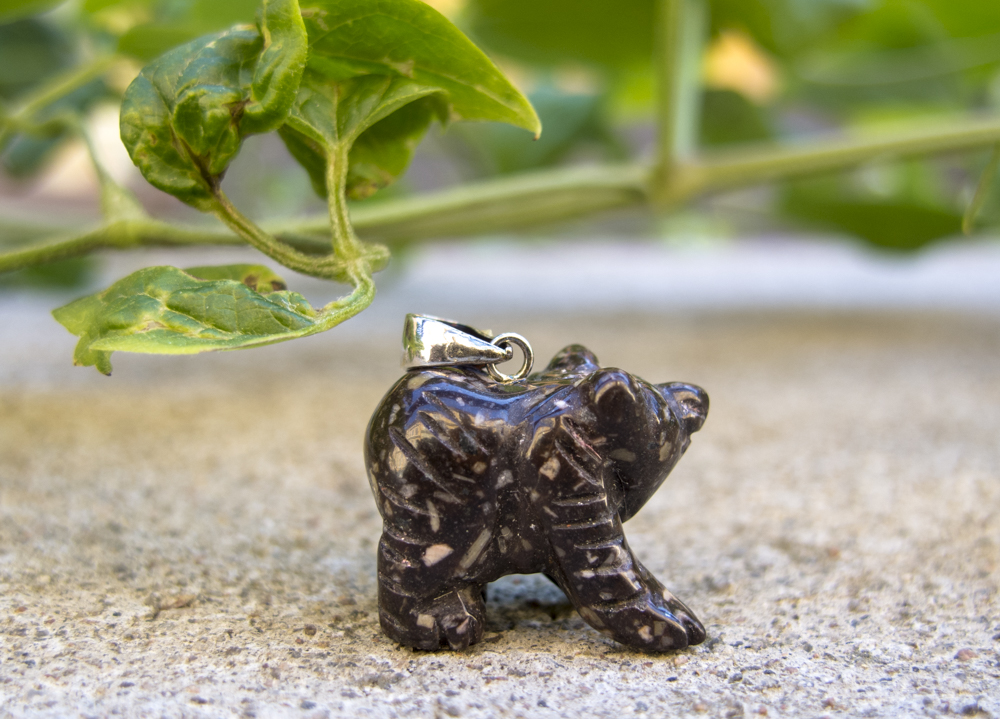 Björn ca. 20mm i porfyr, hänge 925-silver