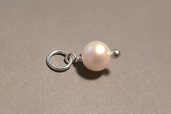 Cultured freshwater pearl semi round approx. 7mm pendant 925-silver