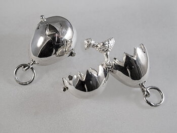 Pendant, bird in egg, movable, 925-silver