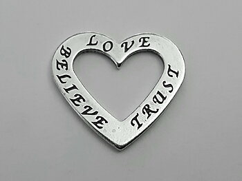 Love-Believe-Trust, amulet ring heart