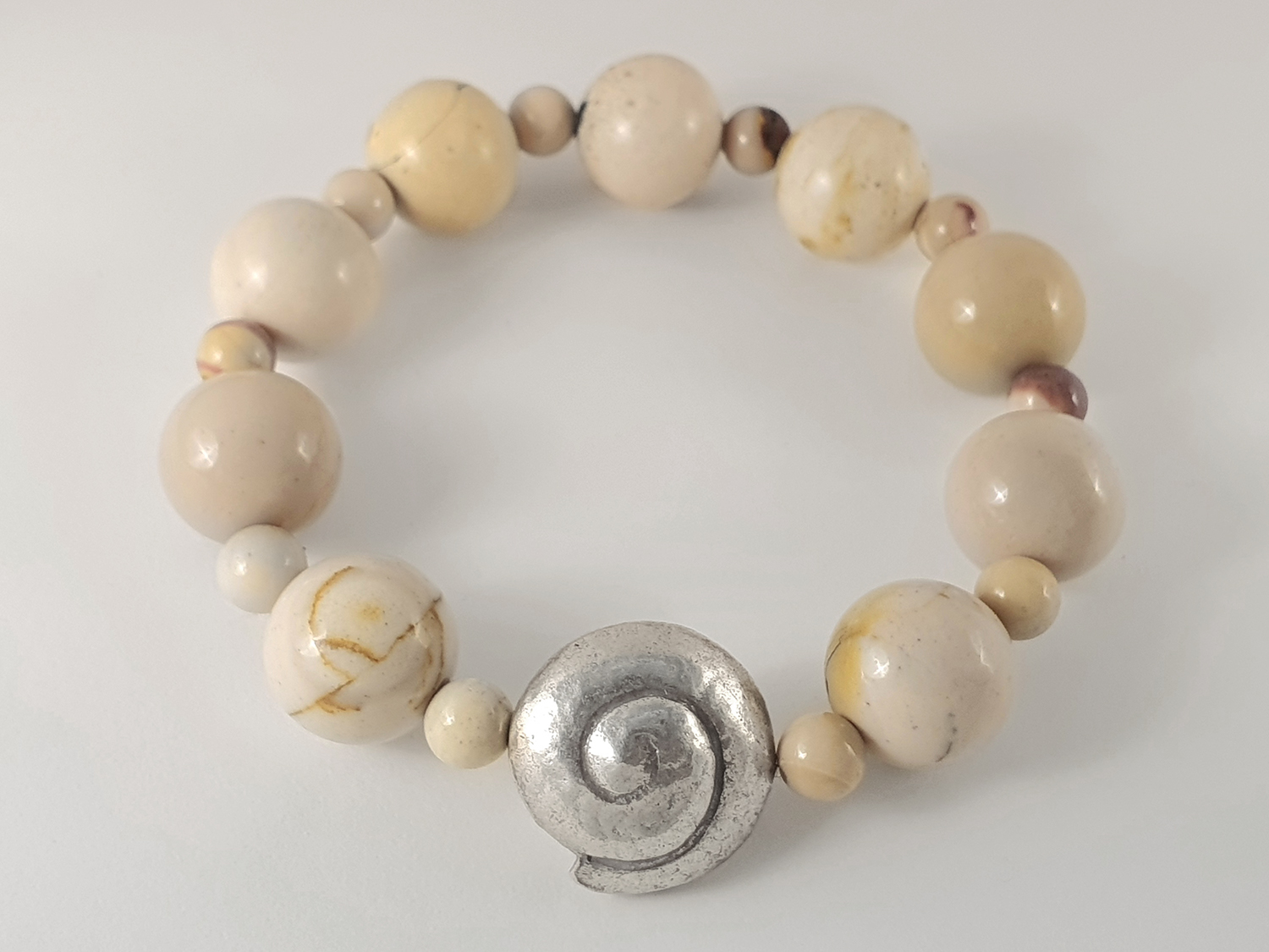 Mookait bracelet with silver cord, elastic thread, inner dimension ca. 17cm