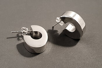 Hoops oval approx. 17mm x 13mm x 5,5mm, ear studs 925-silver