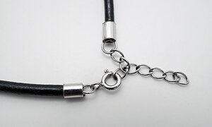 Leathernecklaces sterling silver