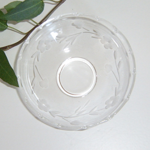 Ljusmanschett i glas med blommor - uddkant