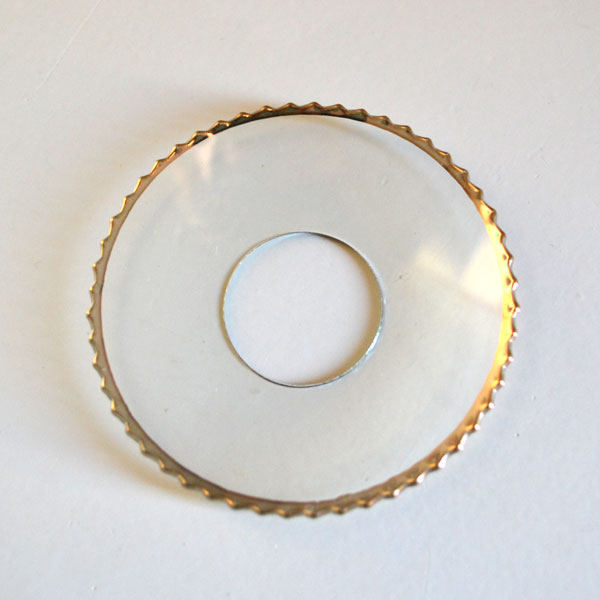 Ljusmanschett i glas - pärlkant i guld