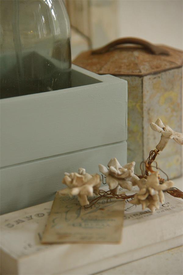 Vintage Paint - Dusty green