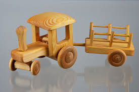 Stor Traktor med vagn - 2