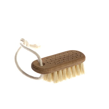 Nagelborste på rep i oljad ek