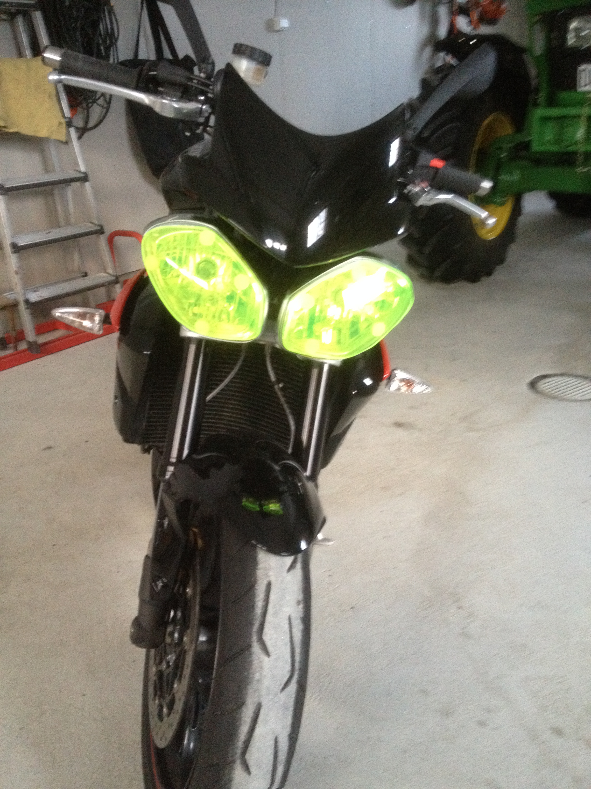 MC SAFE glas till Triumph Triple 2013- - 2
