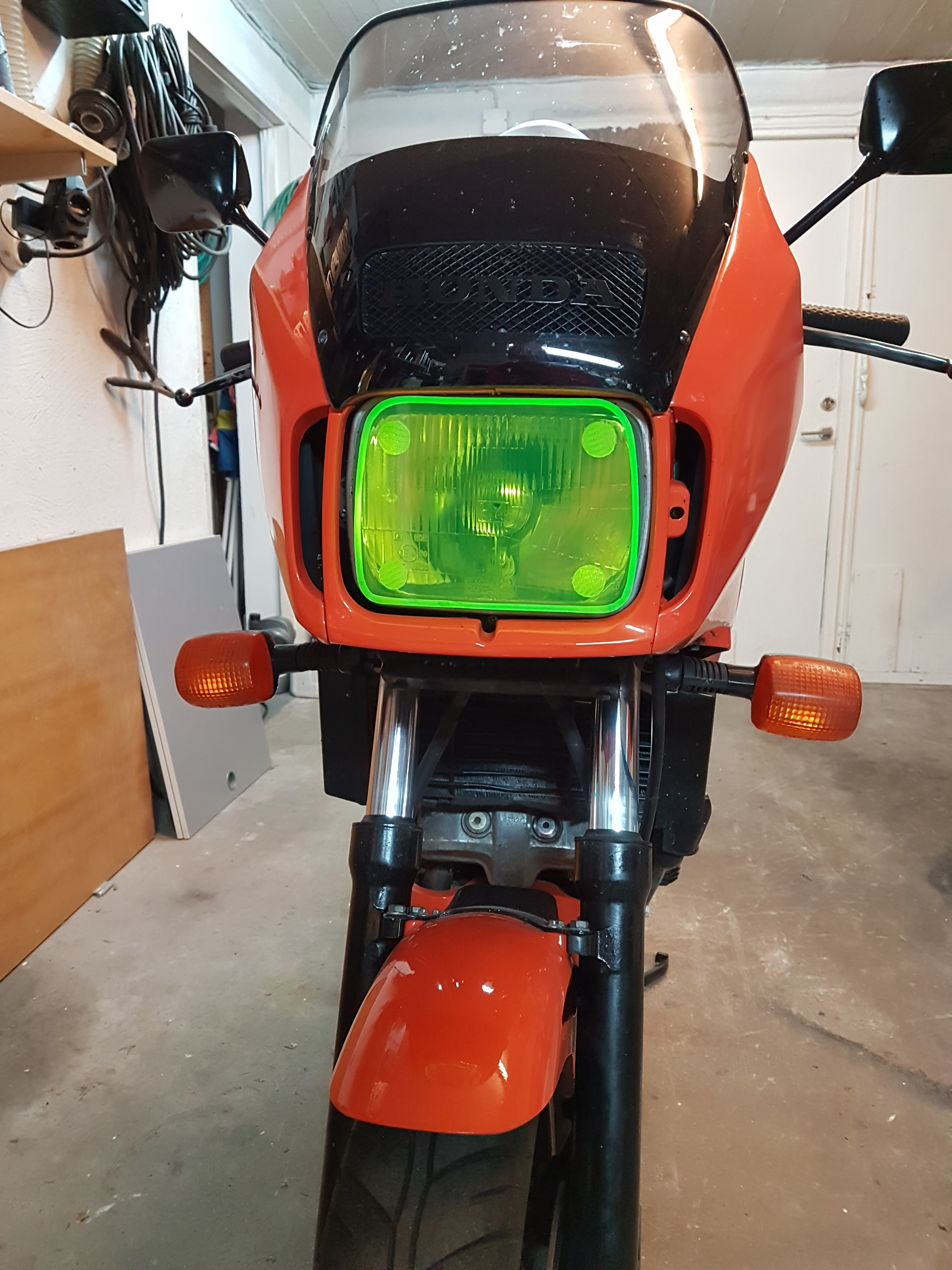 Gult glas HONDA VF1000F (2008)