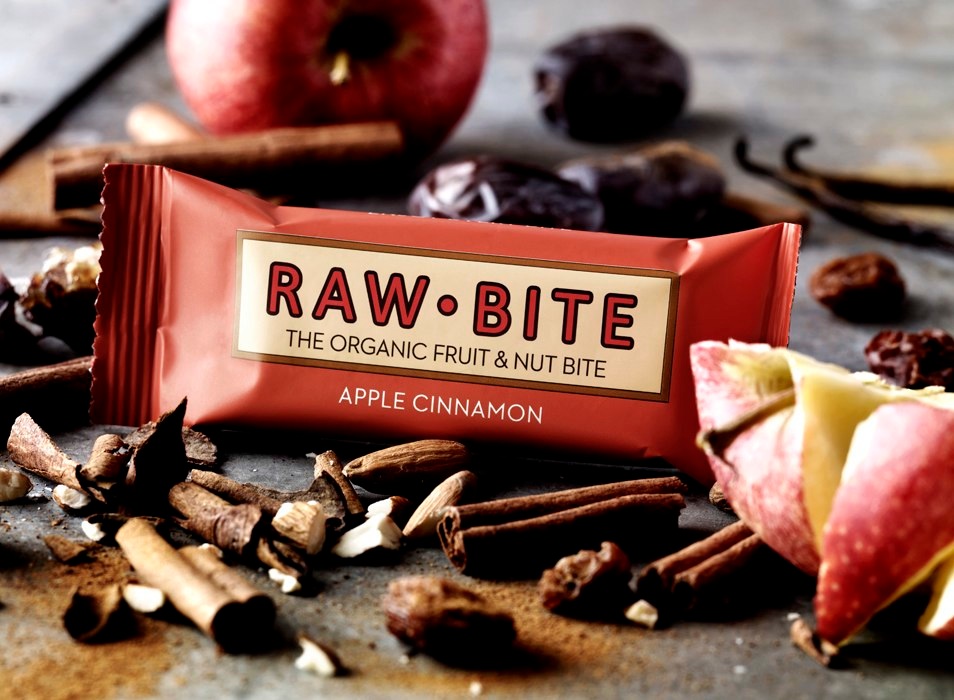 Rawbite frukt & nötbar äpple & kanel 50g