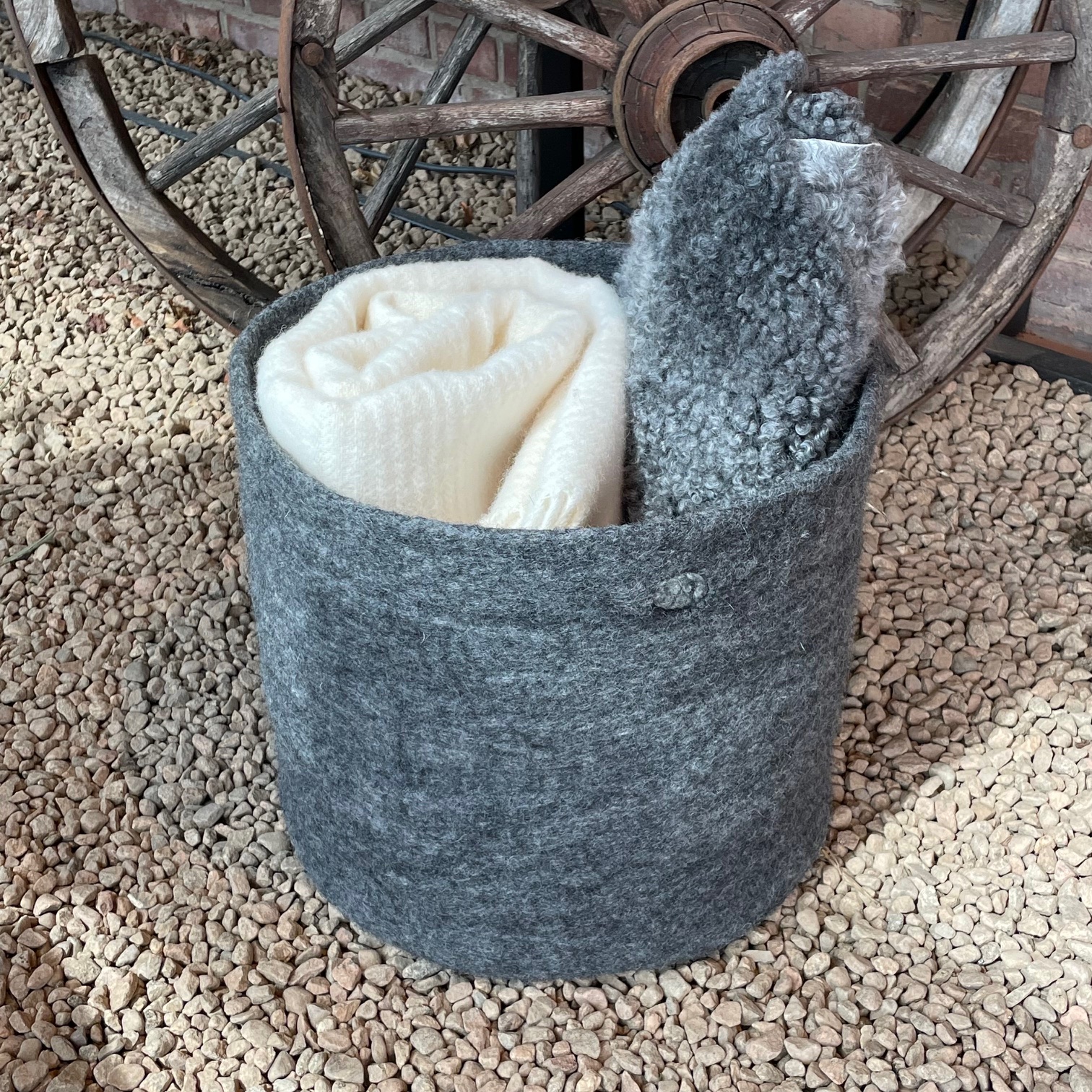 Ullkorg av tovad Ull - Mörkgrå / Small  - 2