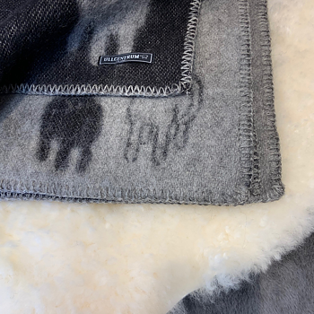 Newborn set Sweden Ullcentrum Blacklamb