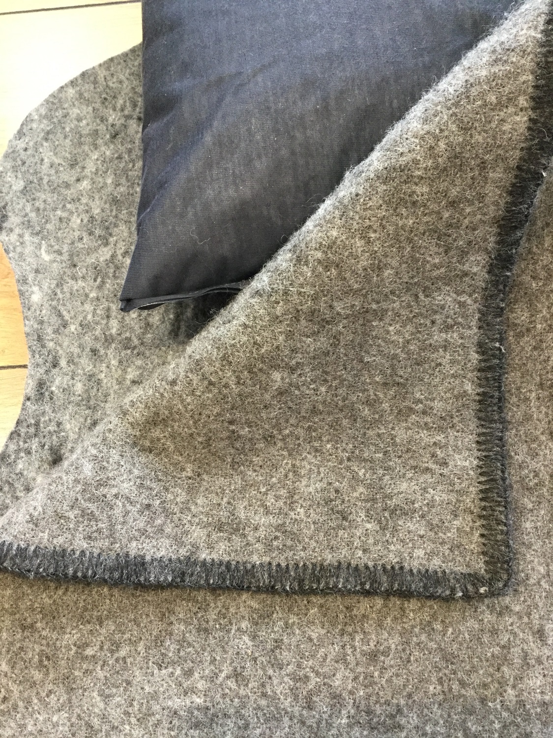 Filt för barn och baby i svensk ofärgad ull - Grå - dunderWOOL - 5