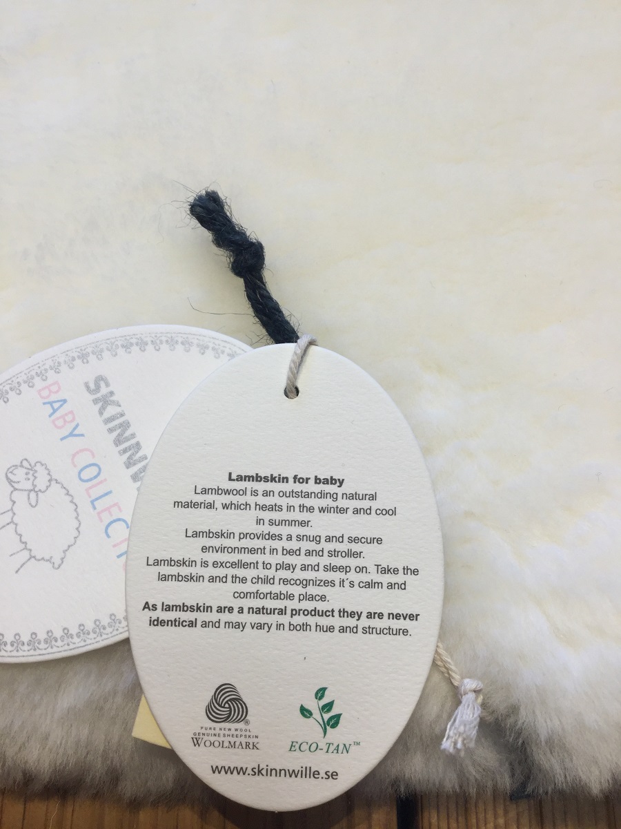 Newborn Gift Set Baby - White sheepskin • dunderWOOL Blanket • Slippers - 7