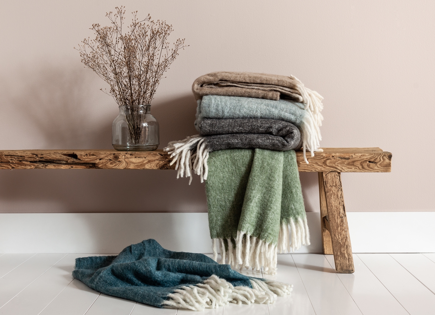 Beige ullpläd med riktigt stora härliga fransar - 2