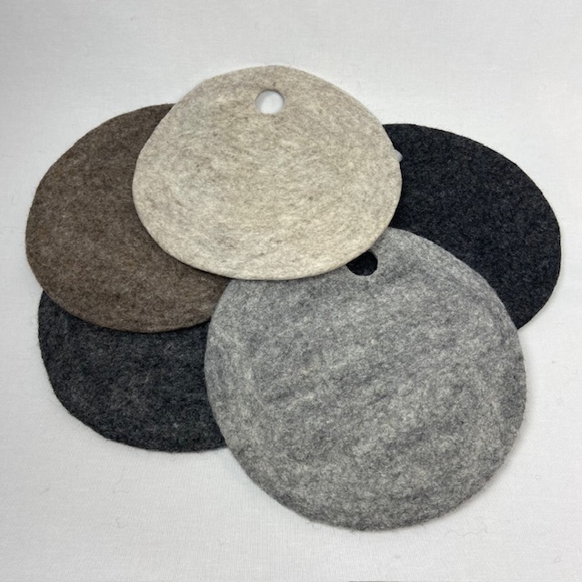 WOOLround™ 25 - Underlägg /Coaster i alla nyanser i 4-pack