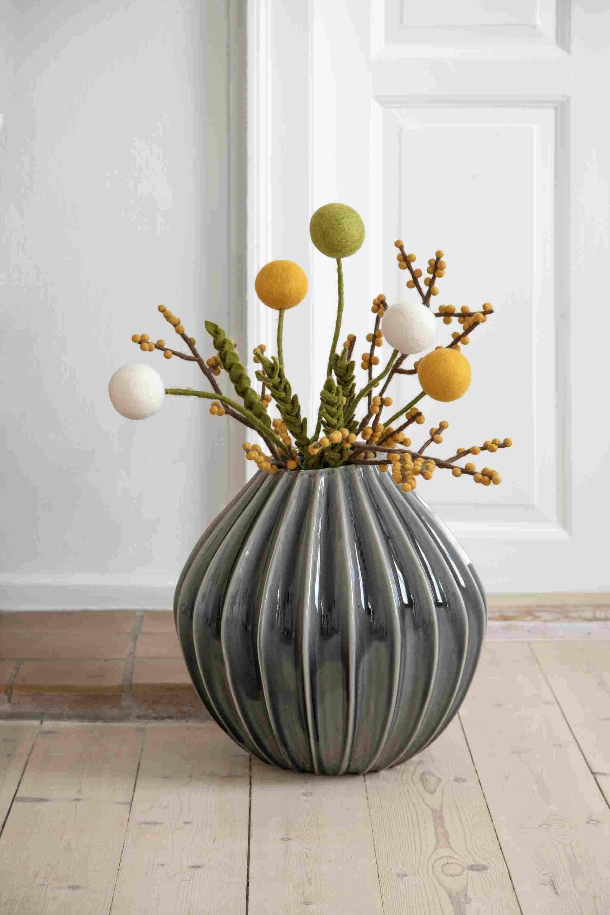 ALLA ARRANGEMANG STORT SOM SMÅTT MED ELLER UTAN VAS ELLER KRUKA