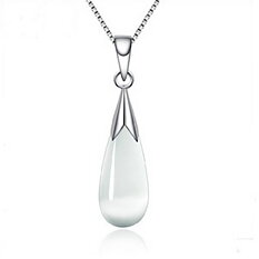Necklace "waterdrop" white