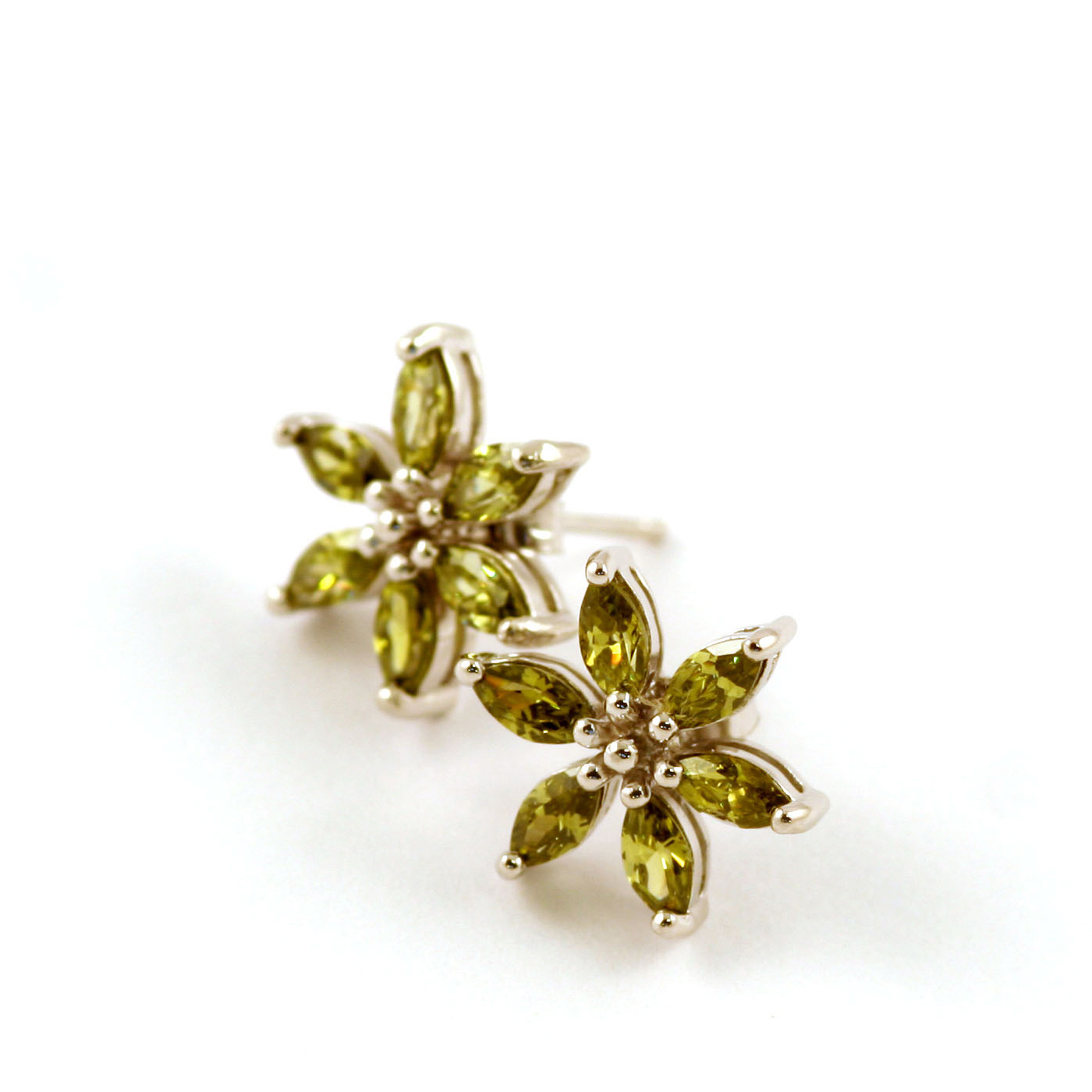 Queen Dark Olive