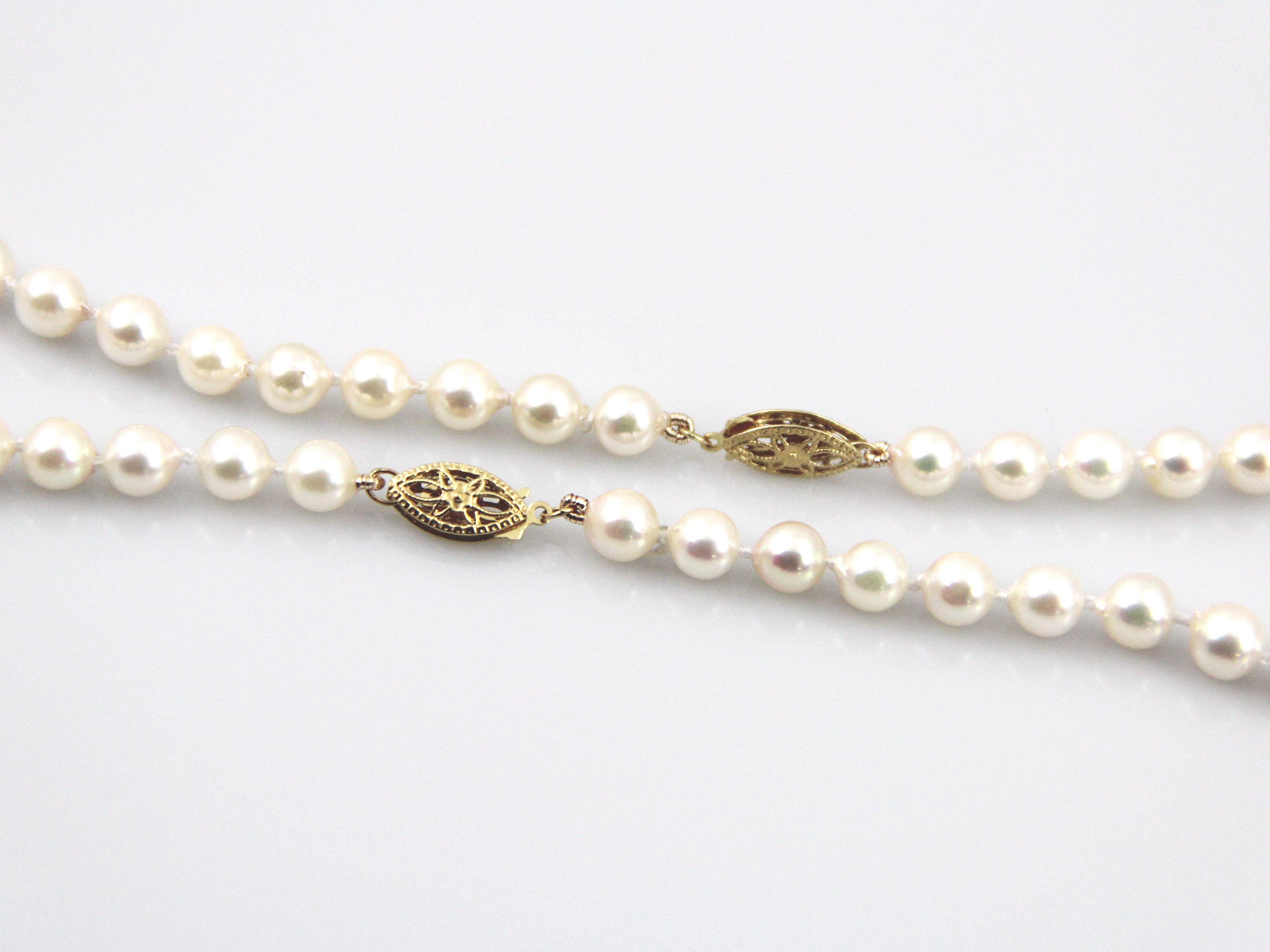 Set aus Akoya-Perlen mit Goldverschlüssen 5.5–6 mm - 6