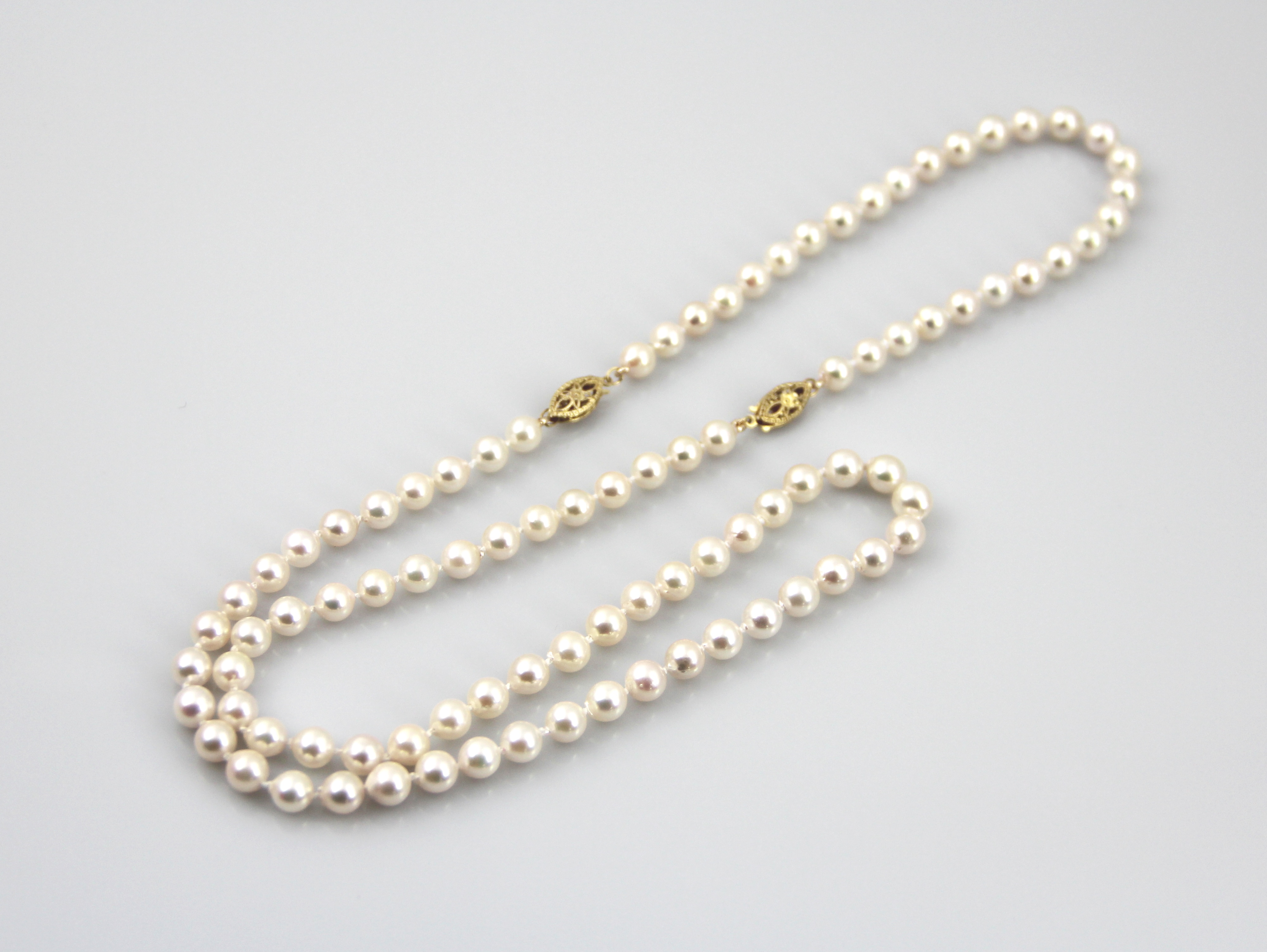 Set aus Akoya-Perlen mit Goldverschlüssen 5.5–6 mm - 3