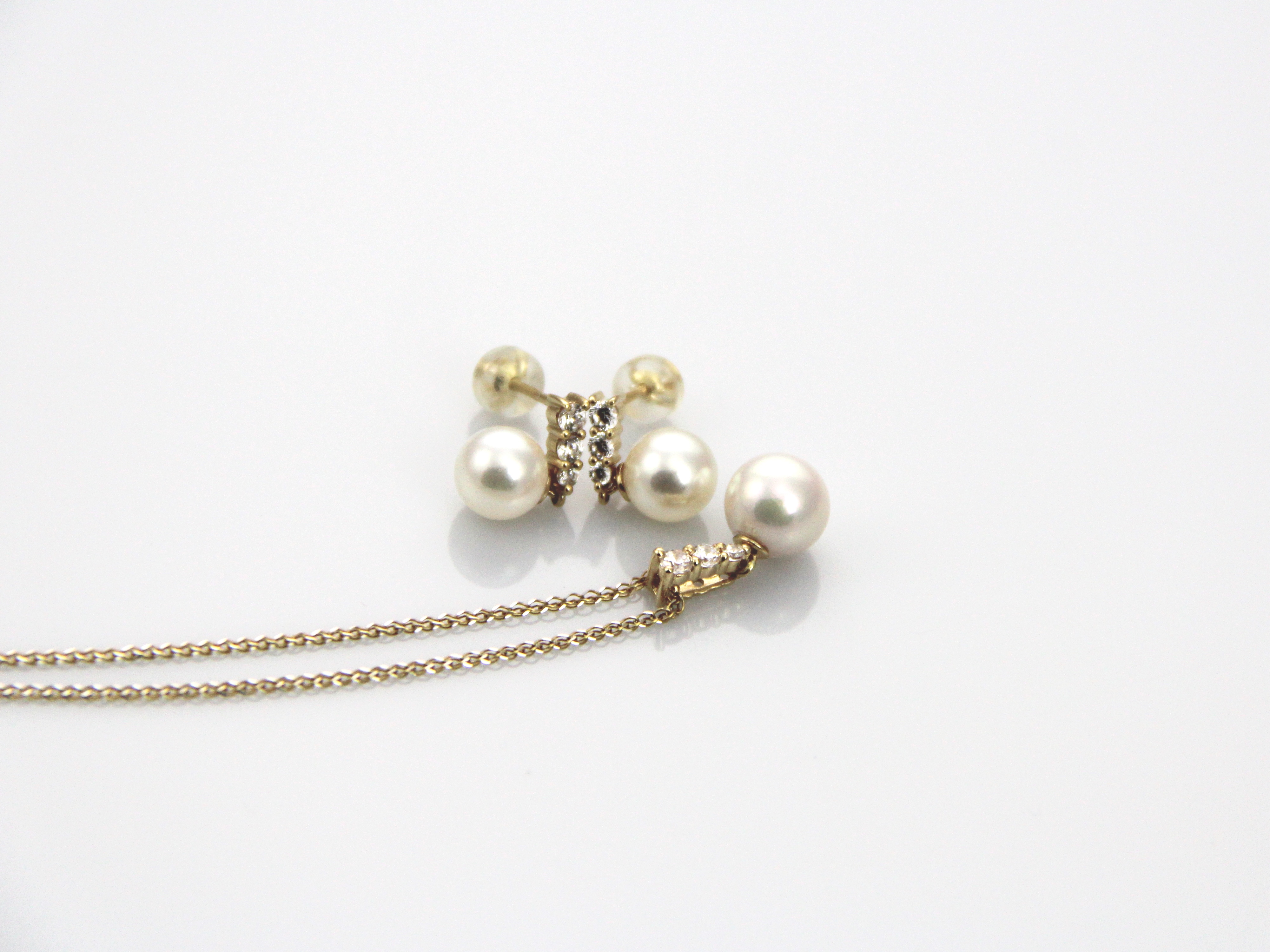 Conjunto de pendientes y colgante de oro de 14k con perlas Akoya de calidad AAA - 6