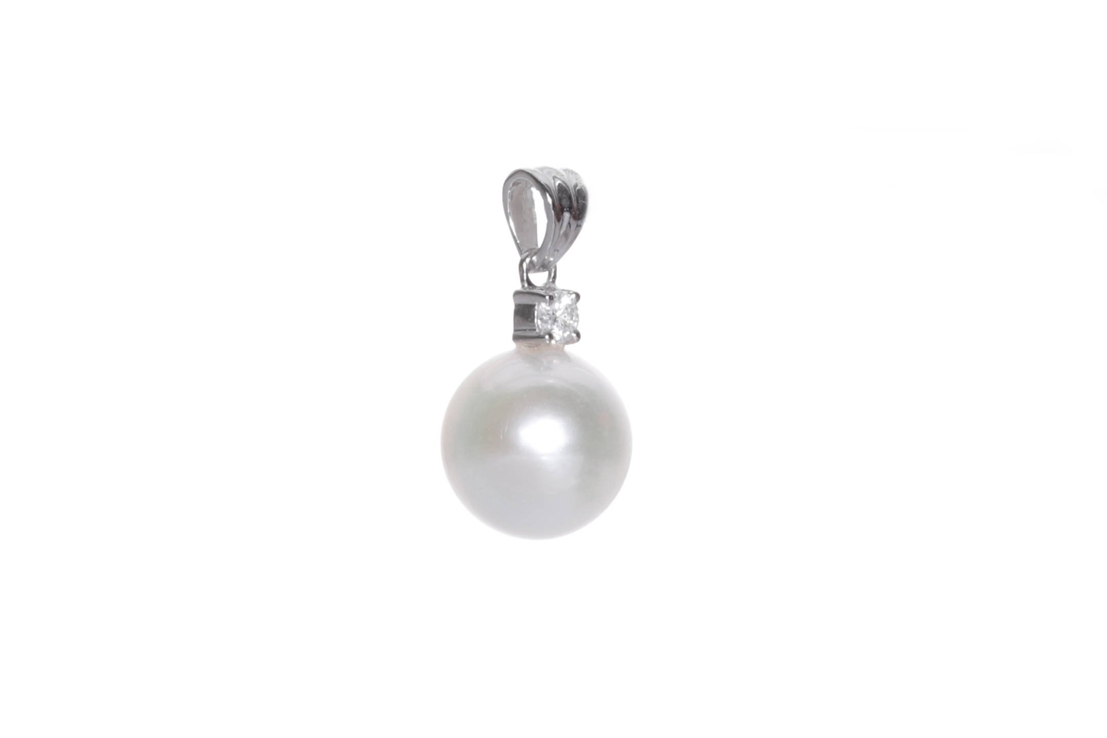 Großer Akoya-Perlenanhänger in AAA-Qualität mit Weißgold und einem Diamant 9–9,5 mm - 2