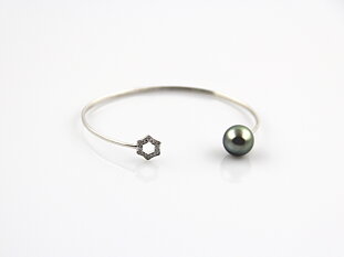 Armband aus Tahiti-Perlen in AAA-Qualität mit Weißgold und 10 mm großen Diamanten