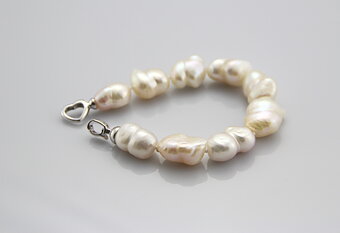 Großes barockes Süßwasserperlen-Armband