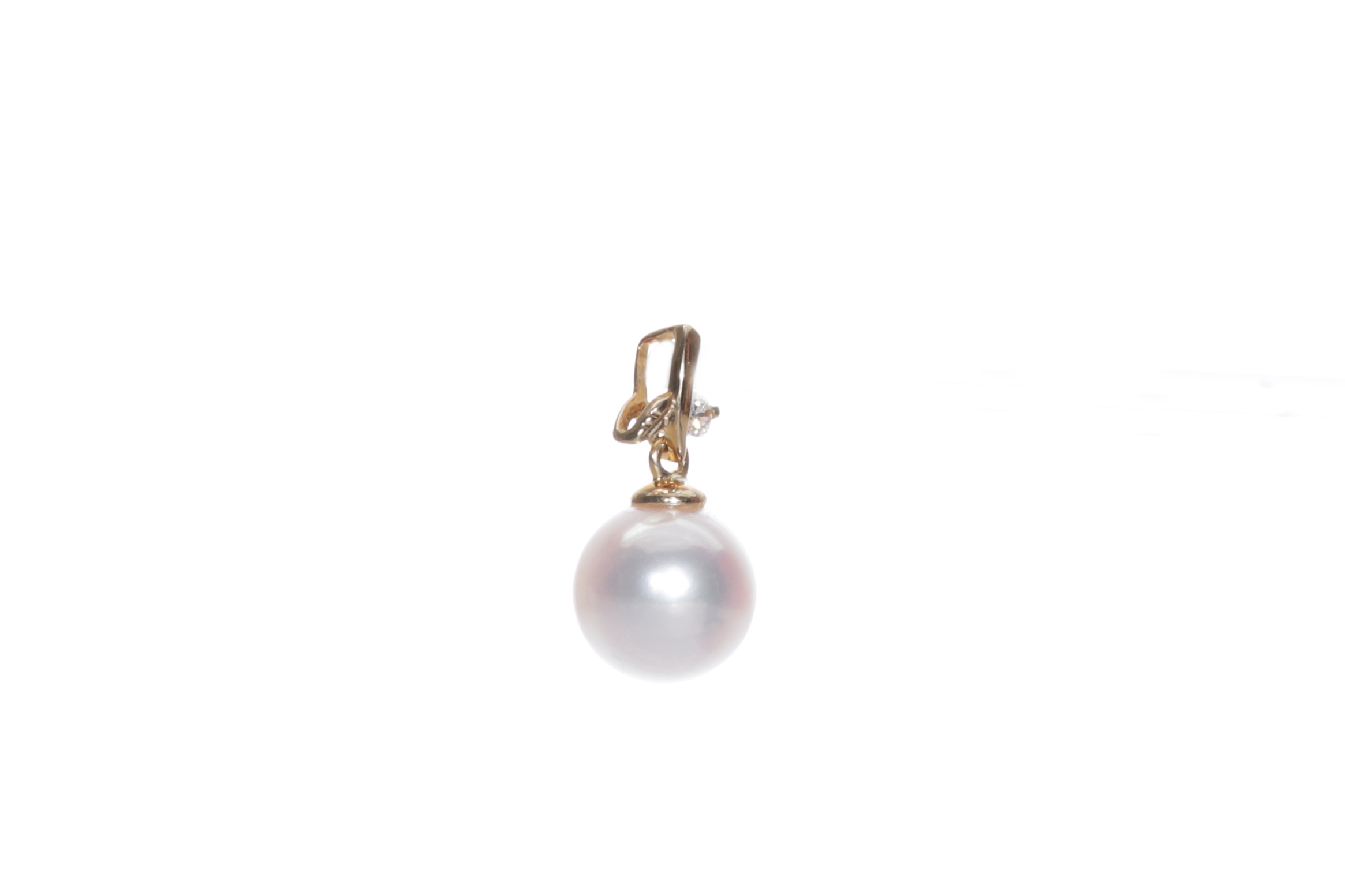 Akoya-Perlenanhänger in AAA-Qualität mit Gold und einem Diamant 8,5 mm - 2