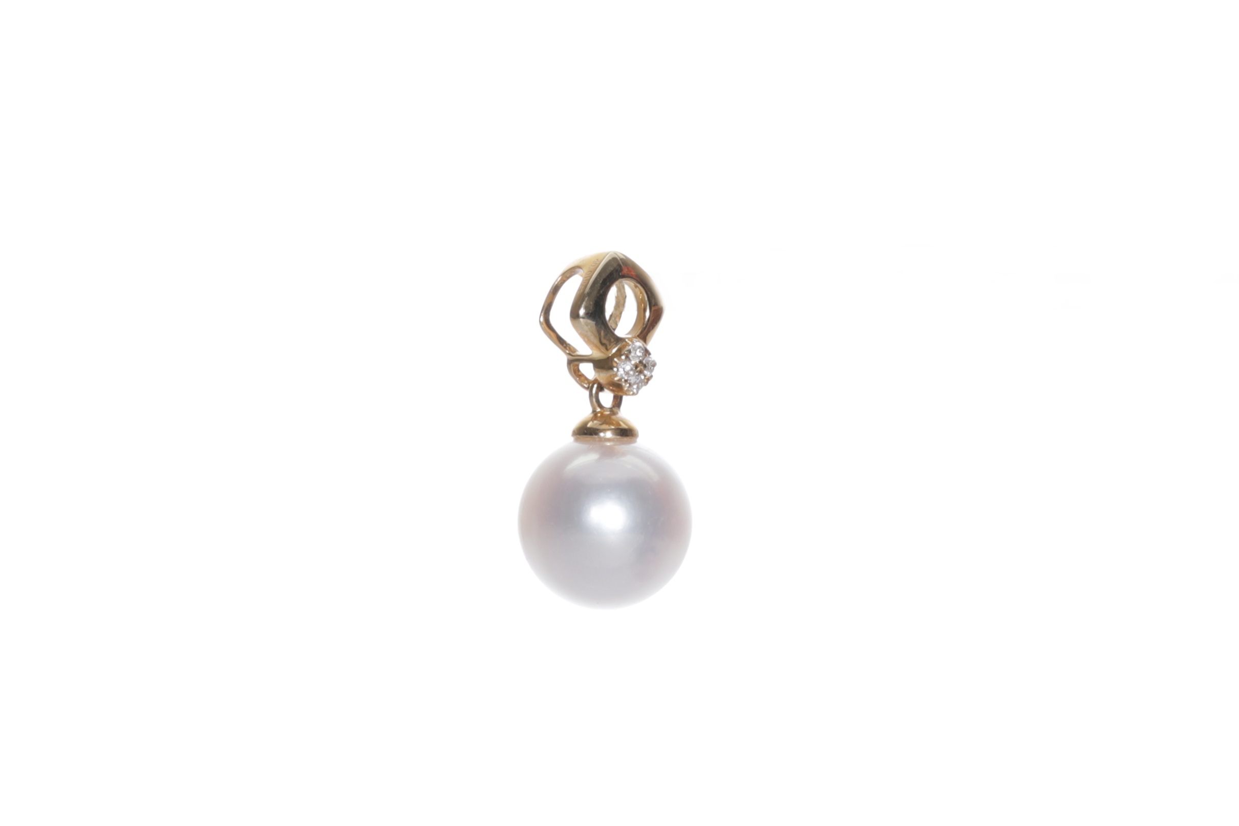 Colgante de oro con perla Akoya de 8,5-9 mm de calidad AAA y diamantes - 2