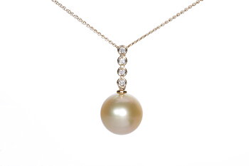 Goldener Südsee-Perlenanhänger in Gold mit Diamanten 13-14mm