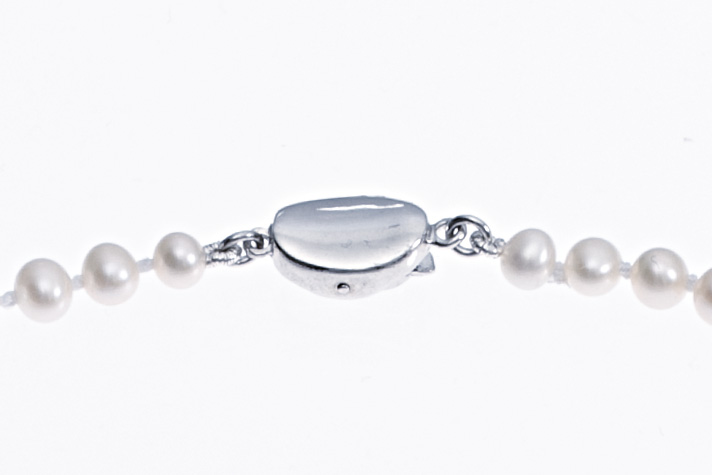 Perlenkette im traditionellen Design mit Süßwasser-Zuchtperlen in Silberschließe 4–9 mm - 4