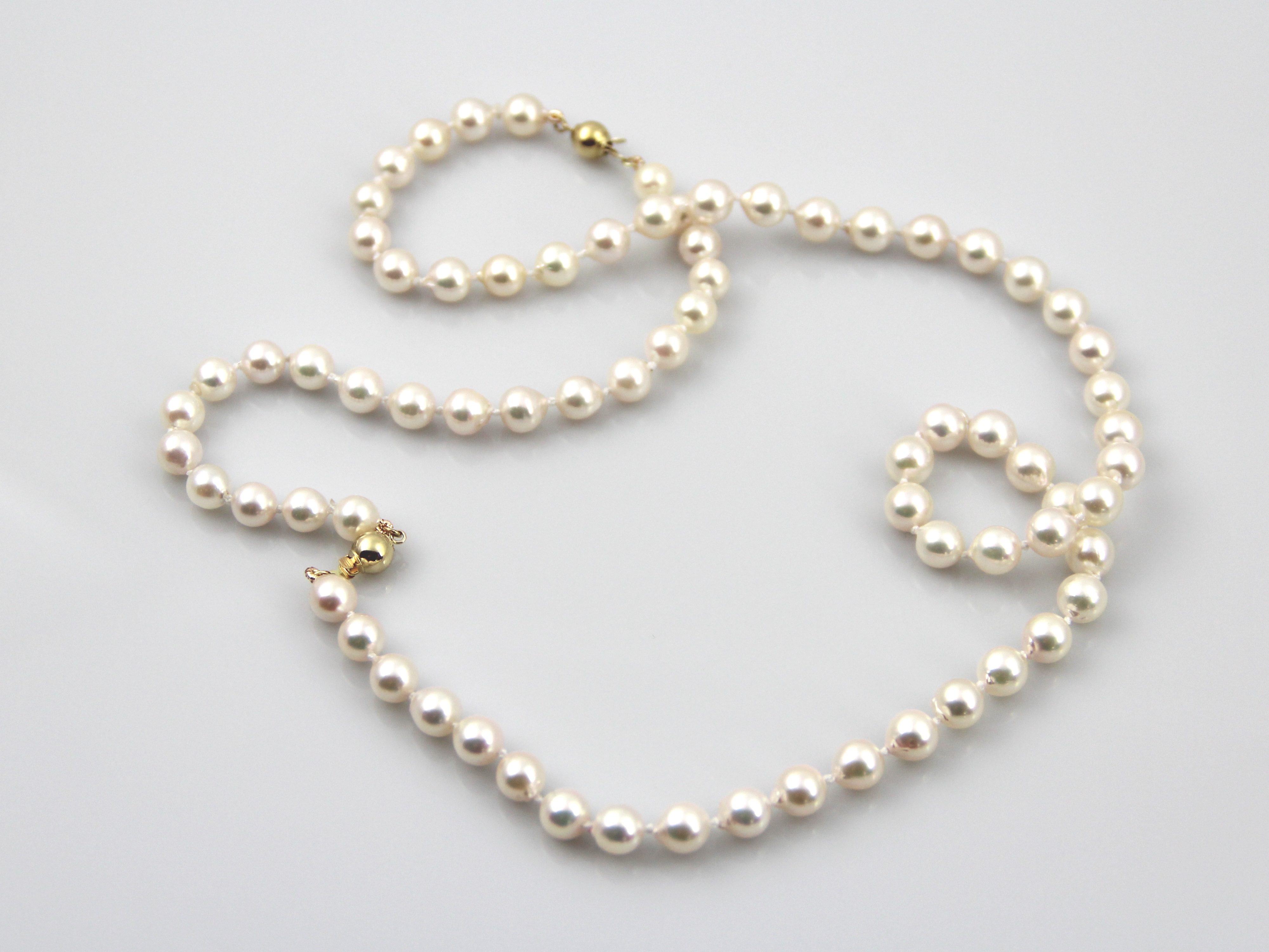 Akoya-Zuchtperlen in Standardqualität mit Goldverschlüssen 6.5–7 mm - 4