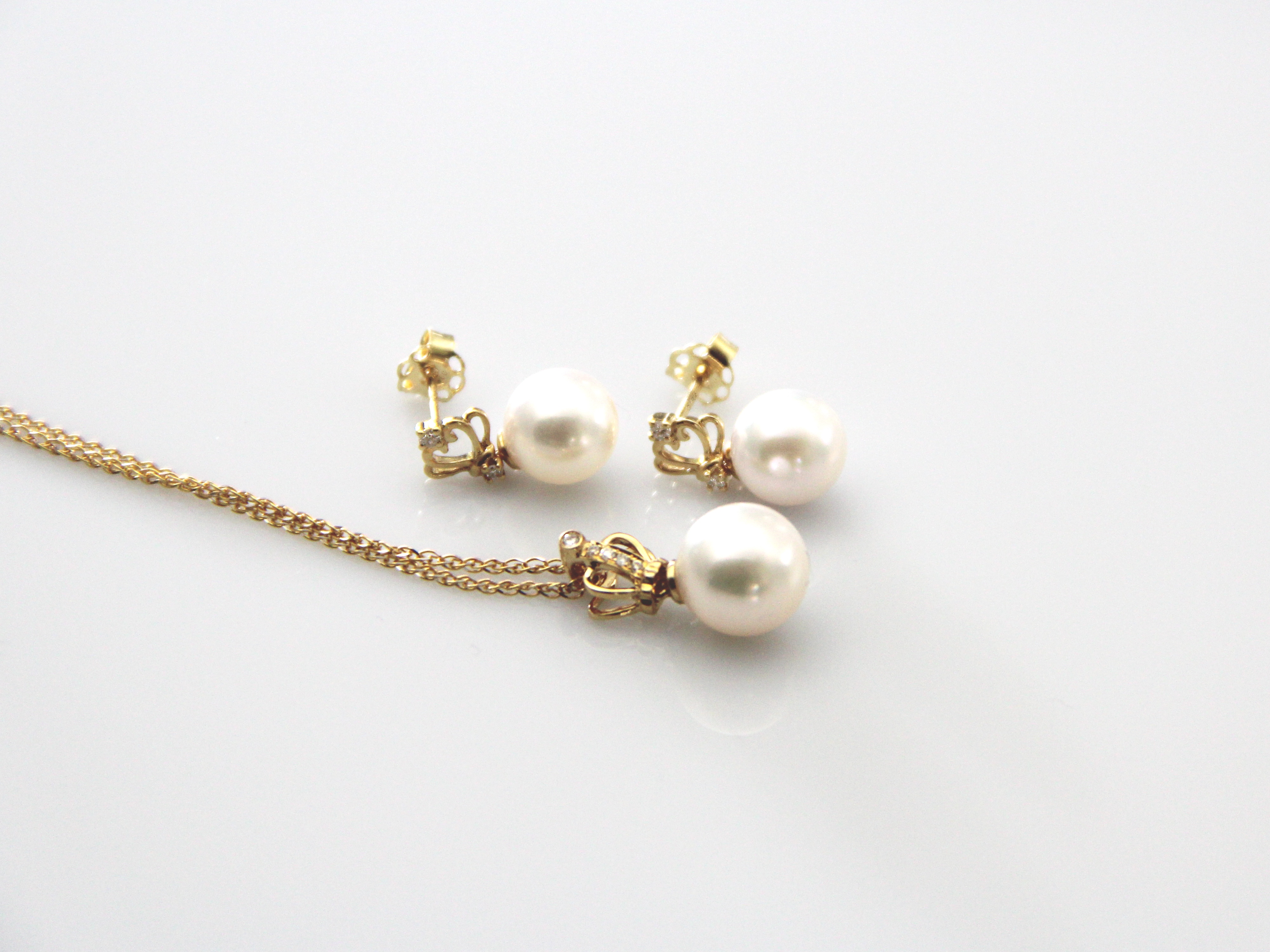 Akoya-Perle in AAA-Qualität in Gold und Diamanten - 2