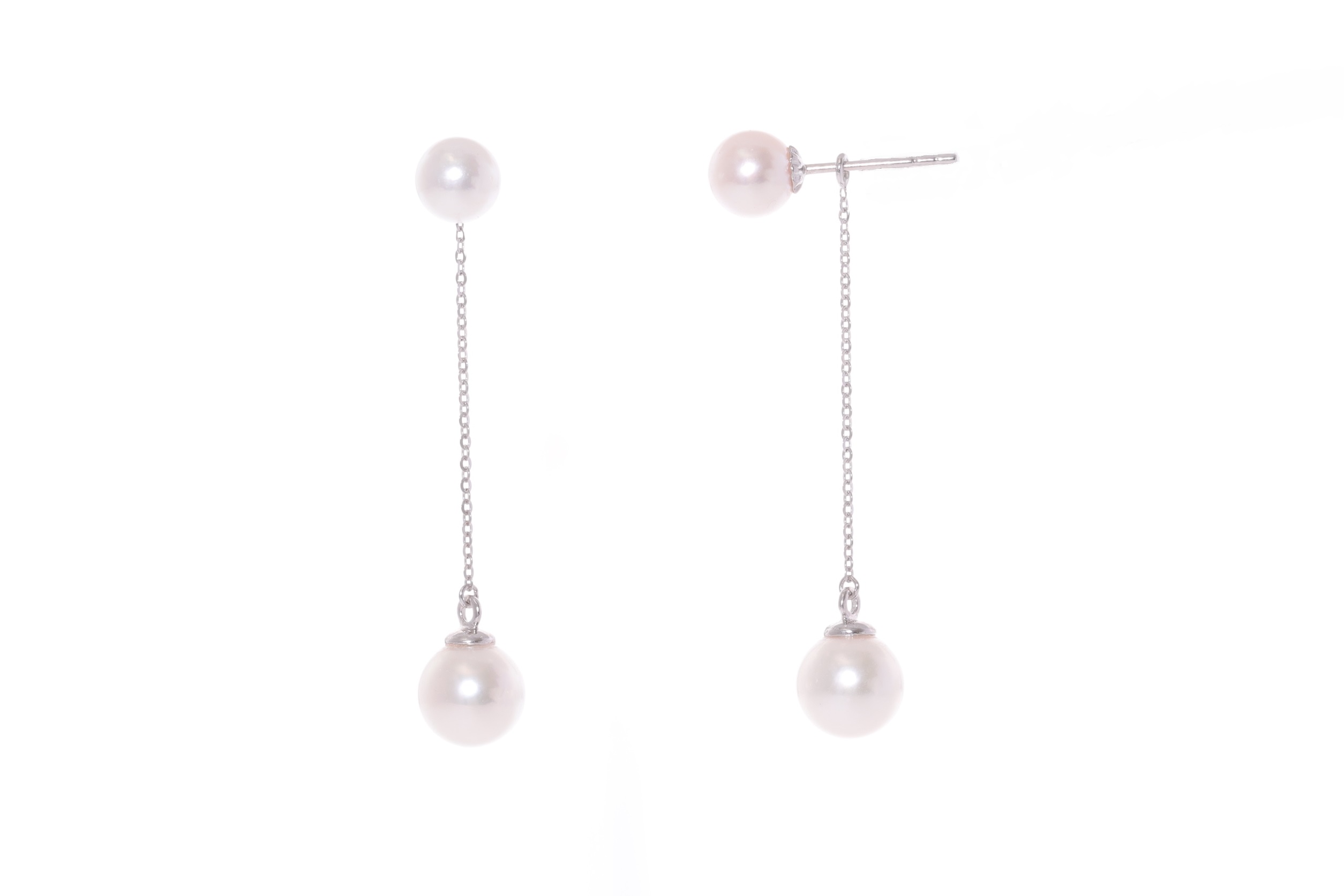 AAA-Quality Akoya pearl earrings set in 18K white gold - 4