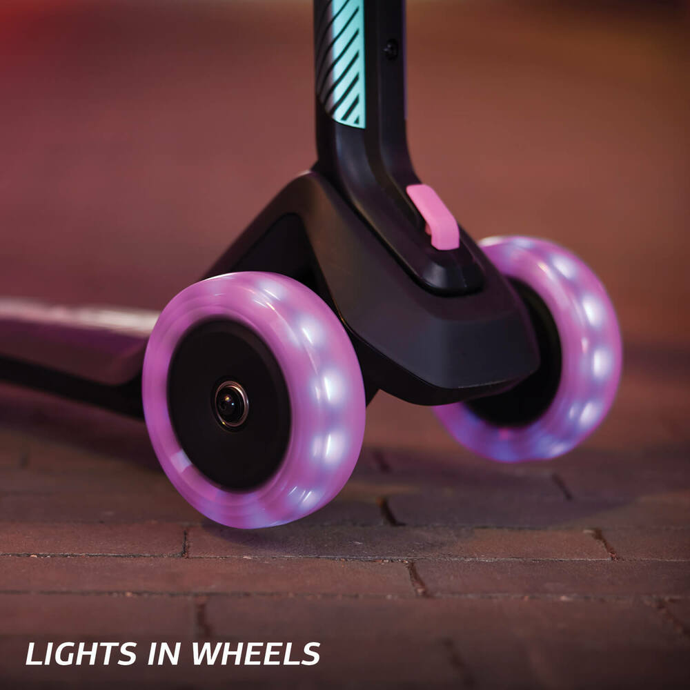 BERG Scooter Nexo Lights magnet-deck Mint - 3