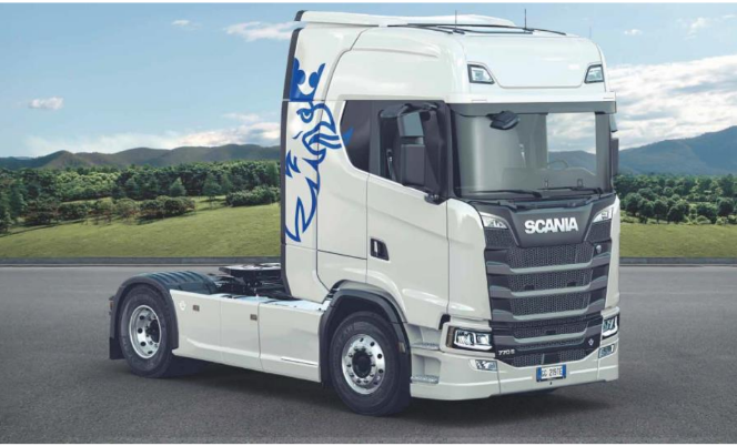 1/24 Scania 770S V8 White Cab