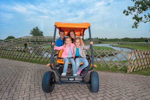 BERG GranTour F Off Road 4-sitsig familjetrampbil - 4