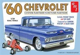 1/25 1960 Chevy Custom Fleetside Pickup w. Go Kart