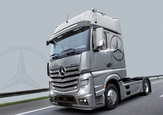 1/24 Mercedes Benz Actros MP Gigaspace