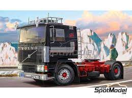 1/24 VOLVO F-12 Intercooler (Low Roof) with Accessories