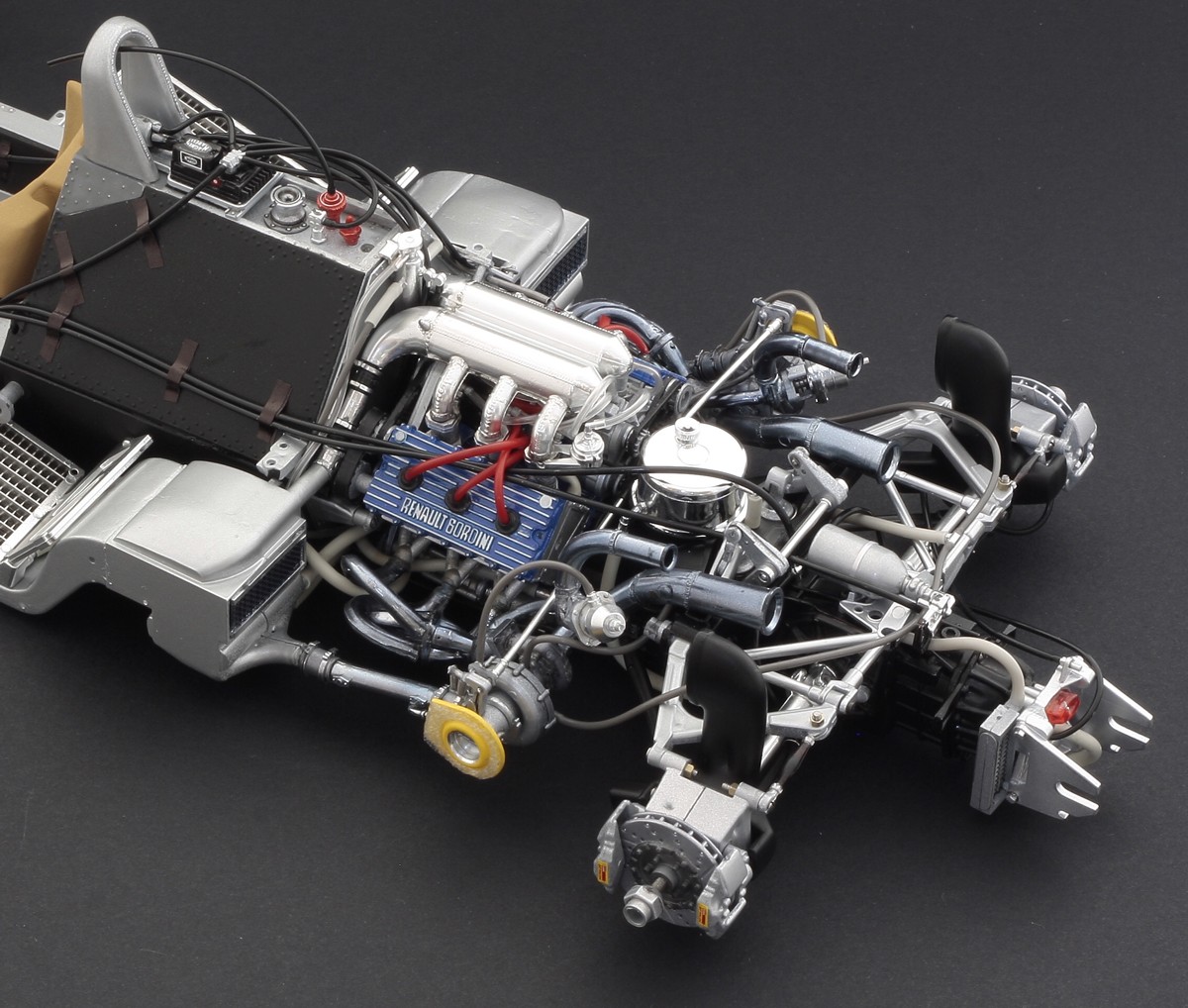 1/12 Renault Re20 Turbo F1. - 2
