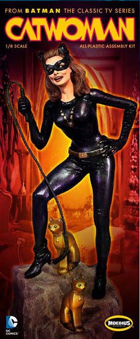 1/8 Catwoman from Classic 1966 Batman 27 cm