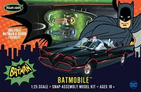 1/25 Batmobile  w. figs. NO GLUE