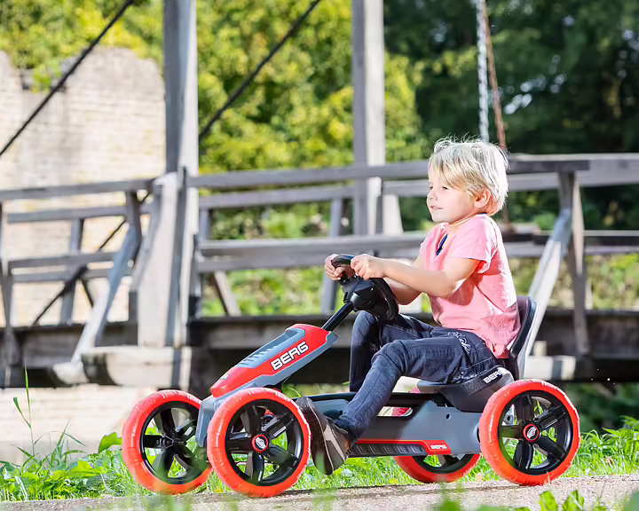Trampbilar! För små och stora! Snabb leverans från vårt lager i Falun!