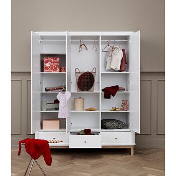 Två extra hyllplan Wood Garderob, Oliver Furniture 